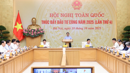 Thủ tướng: Quyết liệt thúc đẩy giải ngân vốn đầu tư công năm 2025 theo kế hoạch giao