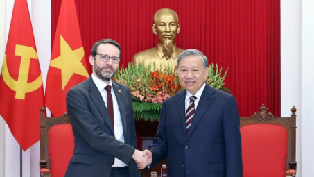 Tăng cường hơn nữa, đưa quan hệ Đối tác chiến lược Việt Nam - Anh sang giai đoạn phát triển mới