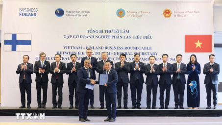 Doanh nghiệp Việt Nam và Phần Lan trao loạt văn kiện hợp tác trong các lĩnh vực