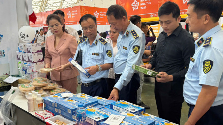 Tăng cường kiểm soát chất lượng hàng hóa tại Hội chợ Mùa Thu lần thứ nhất - 2025