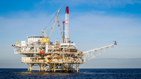 Giá xăng dầu hôm nay 3/10: Gần chạm mức thấp nhất kể từ tháng 5