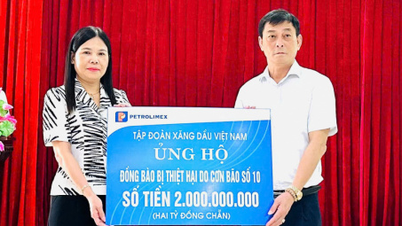 Petrolimex ủng hộ 10 tỷ đồng để khắc phục thiệt hại sau bão số 10 (Bualoi)