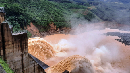 Bộ trưởng Bộ Công Thương: Chủ động ứng phó với mưa lũ, lũ lớn do hoàn lưu bão gây ra