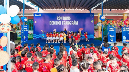 Vinamilk thắp sáng mùa Trung thu, gửi trọn yêu thương đến trẻ em cả nước