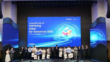 Samsung Việt Nam tổng kết và trao giải cuộc thi Samsung Solve for Tomorrow 2025