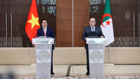 Tuyên bố chung về thiết lập quan hệ Đối tác Chiến lược giữa Việt Nam và Algeria