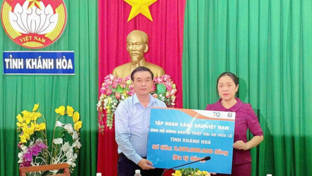 Petrolimex ủng hộ 3 tỷ đồng giúp đỡ nhân dân tỉnh Khánh Hòa khắc phục hậu quả mưa lũ