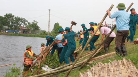 Bộ Công Thương ban hành Công điện ứng phó bão số 15 trên biển Đông