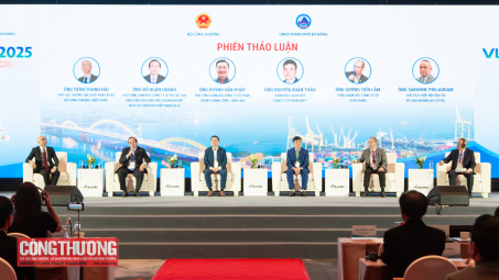 Tìm cơ hội bứt phá cho logistics miền Trung