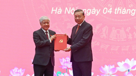 Đồng chí Đỗ Văn Chiến giữ chức Phó Bí thư Thường trực Đảng ủy Quốc hội