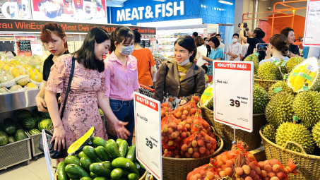 10 tháng, chỉ số giá tiêu dùng (CPI) tăng 3,27%, lạm phát cơ bản được kiểm soát