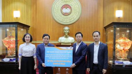 Petrolimex ủng hộ 10 tỷ đồng hỗ trợ đồng bào vùng lũ