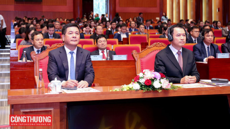 Việt - Lào: Mở ra chặng đường hợp tác mới hiệu quả hơn trong phát triển thương mại biên giới