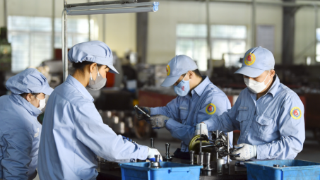 Một số hạn chế trong thi hành pháp luật về an toàn lao động tại các doanh nghiệp xây dựng và kiến nghị hoàn thiện pháp luật