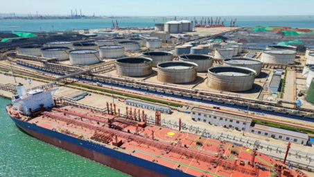 Giá xăng dầu hôm nay 17/12: Mỹ phong tỏa các tàu chở dầu ra vào Venezuela