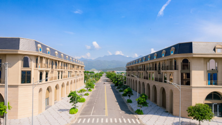 Gỡ vướng pháp lý Dragon City Park, SDN & Regal Group hoàn tất sổ đỏ bàn giao khách hàng