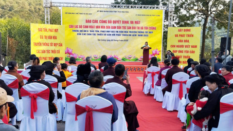 Ra mắt CLB Sinh hoạt văn hóa dân gian dân tộc Sán Dìu xã Tân Cương (Thái Nguyên)