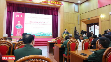 Tập huấn công tác báo chí tuyên truyền Đại hội XIV của Đảng