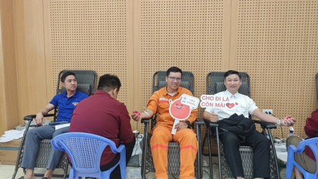 Nhiệt điện Thái Bình: "Trao giọt hồng - Dòng điện yêu thương lan tỏa"