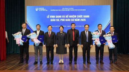 IUH vinh danh và bổ nhiệm 16 GS, PGS năm 2025, tiếp tục tăng cường đội ngũ học thuật
