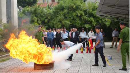 Công ty Thủy điện Sông Bung: Huấn luyện nghiệp vụ PCCC&CNCH năm 2025