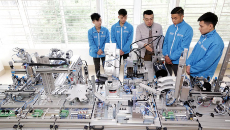 Triển khai Chỉ thị của Ban Bí thư về đổi mới, phát triển và nâng cao chất lượng giáo dục nghề nghiệp