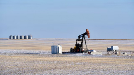 Giá xăng dầu hôm nay 12/2: Tăng lên mức cao nhất trong 2 tuần do lo ngại về nguồn cung