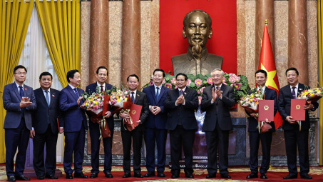 Chủ tịch nước trao quyết định bổ nhiệm các Phó Thủ tướng và Bộ trưởng nhiệm kỳ 2021-2026