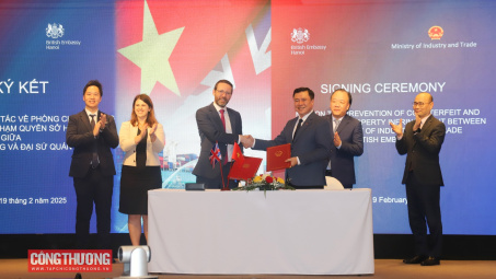 Hợp tác Việt Nam - Anh trong CPTPP: Ký kết MOU chống hàng hóa xâm phạm quyền sở hữu trí tuệ