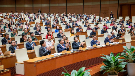 Quốc hội thông qua Nghị quyết về chủ trương đầu tư tuyến đường sắt Lào Cai - Hà Nội - Hải Phòng