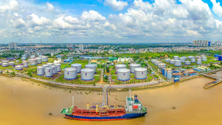 Tiêu thụ xăng dầu dự báo tăng cao, Vận tải Xăng dầu VIPCO (VIP) hưởng lợi lớn