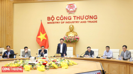 Bộ trưởng Nguyễn Hồng Diên chủ trì cuộc họp về tiến độ thực hiện Dự án Đường dây 500 kV Lào Cai - Vĩnh Yên