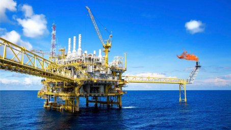 Giá xăng dầu hôm nay 22/2: Giảm sâu khi rủi ro ở Trung Đông lắng dần