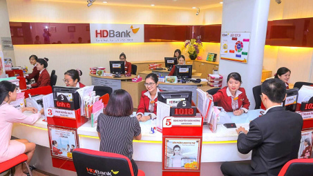 Đẩy mạnh số hoá, tập trung vào vùng nông thôn, Ngân hàng HDBank (HDB) kỳ vọng lợi nhuận tăng 25%