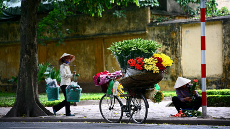 Bổ sung tiêu chí xác định người lao động có thu nhập thấp