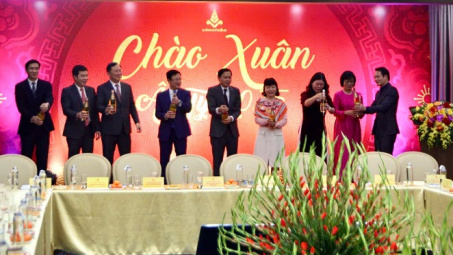 Vinataba: Kỷ niệm 95 năm thành lập Đảng Cộng sản Việt Nam và khai xuân năm Ất Tỵ 2025