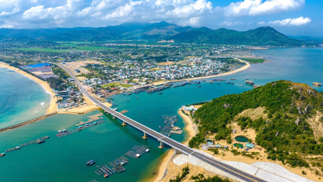 Hơn 1.000 tỷ đầu tư xây dựng đường ven biển nối Bình Định - Quảng Ngãi