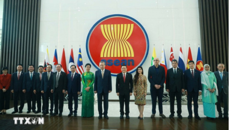 Bộ trưởng Nguyễn Hồng Diên tháp tùng Tổng Bí thư Tô Lâm trong các hoạt động thăm chính thức tại Indonesia