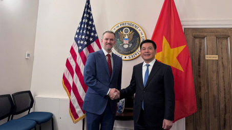 Đặc phái viên của Thủ tướng Chính phủ, Bộ trưởng Công Thương Nguyễn Hồng Diên làm việc với Trưởng Đại diện Thương mại Hoa Kỳ Jamieson L. Greer