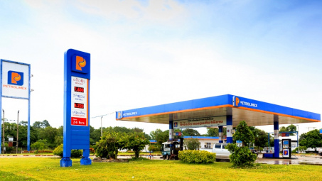 Tập đoàn Xăng dầu Việt Nam (PLX) đấu giá toàn bộ vốn góp tại Petrolimex Lào