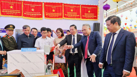 Khai mạc Triển lãm thành tựu kinh tế-xã hội chào mừng 50 năm ngày giải phóng tỉnh Quảng Nam