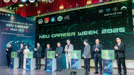 Hơn 6000 người tham dự NEU Career Week 2025