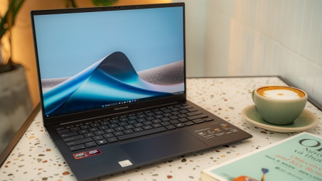 ASUS ra mắt laptop AI chuẩn Copilot+PC nhẹ nhất tại Việt Nam