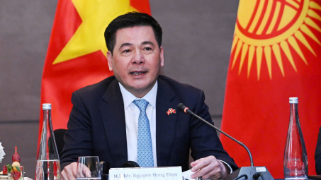 Toàn văn bài phát biểu của Bộ trưởng Nguyễn Hồng Diên tại buổi gặp gỡ giữa Thủ tướng Kyrgyzstan với cộng đồng doanh nghiệp Việt Nam