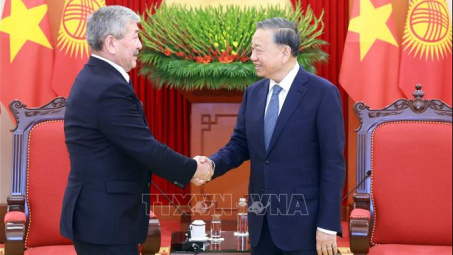 Việt Nam coi trọng quan hệ hữu nghị với Kyrgyzstan