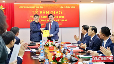 Chuyển giao Đảng bộ Tổng Công ty Giấy Việt Nam về Đảng bộ Bộ Công Thương