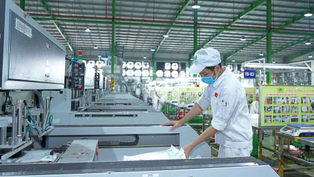 An Phát Holdings (APH): Sẽ giảm sở hữu mảng thương mại hạt nhựa, tái cấu trúc các mảng không cốt lõi