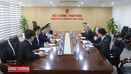 Tập đoàn tư vấn Anh lạc quan về dư địa phát triển năng lượng tái tạo của Việt Nam