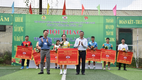 Công ty Nhôm Đắk Nông tổ chức bế mạc Hội thao truyền thống lần thứ V