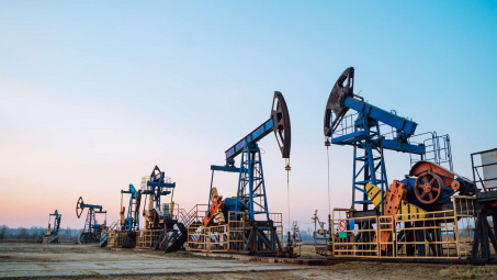 Giá xăng dầu hôm nay 17/4: Kết thúc tuần ở mức cao hơn so với tuần trước